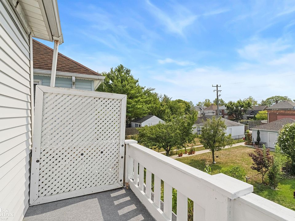 1445 Lakepointe St, photo 30