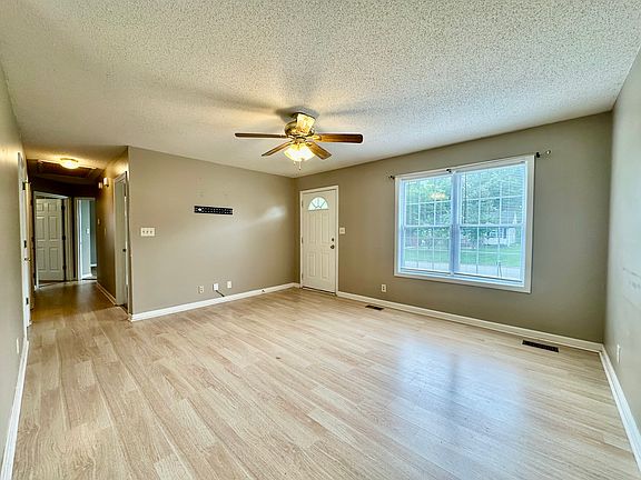 2nd image of 340 Cranklen Cir