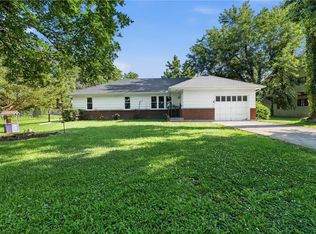 816 Vine St, Lacygne, KS 66040
