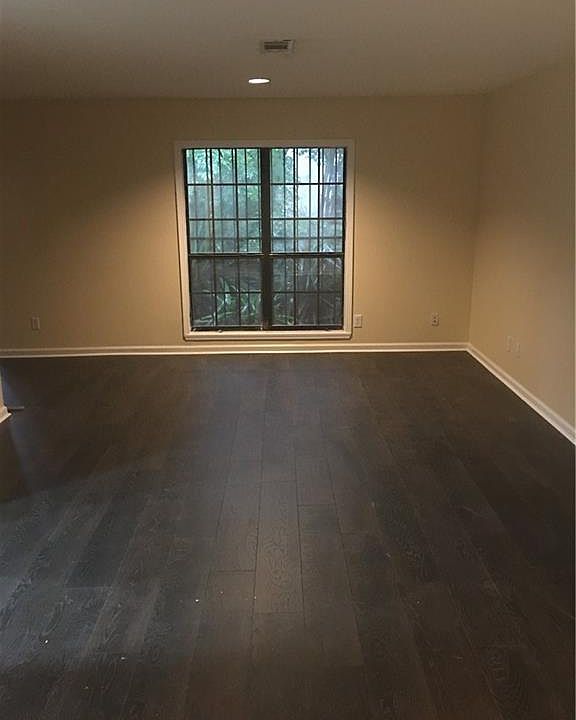 2nd image of 7700 Concord Pl