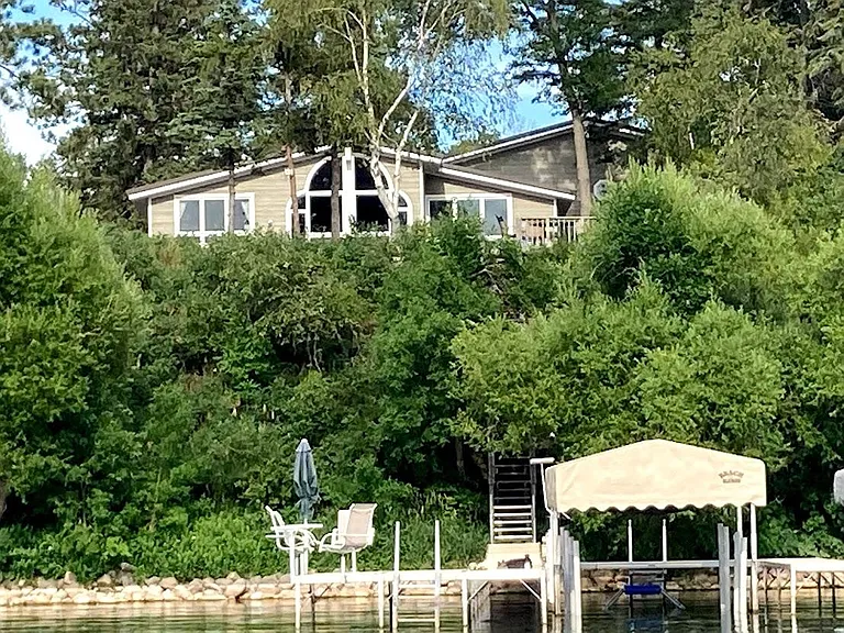 4329 Waville Rd NE — Photo 3