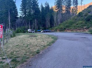 130 Breitenbush Rd E, Detroit, OR 97342