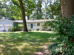 17336 Fleetwood Ln, South Bend, IN 46635