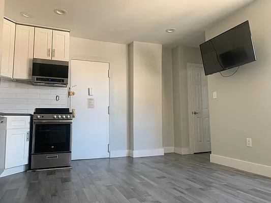 Rented by LG Fairmont Group | media 12