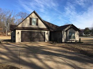101 Hickory Hill Dr, Brownsville, TN 38012
