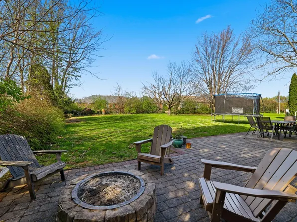 208 Cavalcade Dr, Danville, KY 40422