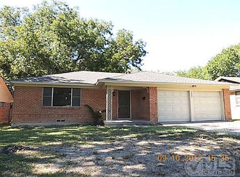 1st image of 7923 Claremont Dr