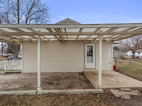 5th image of 1468 Mather Dr