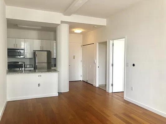 Rented by Domus Realty | media 19
