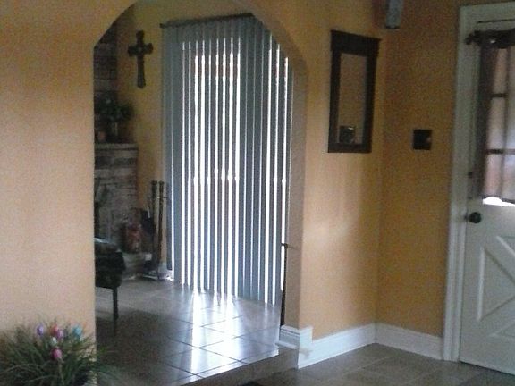 2nd image of 1720 Gnell Dr