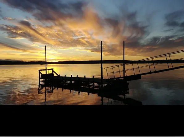 210 Turtle Point Ln, Waverly, TN 37185