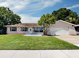 120 Hidden Lake Dr, Sanford, FL 32773