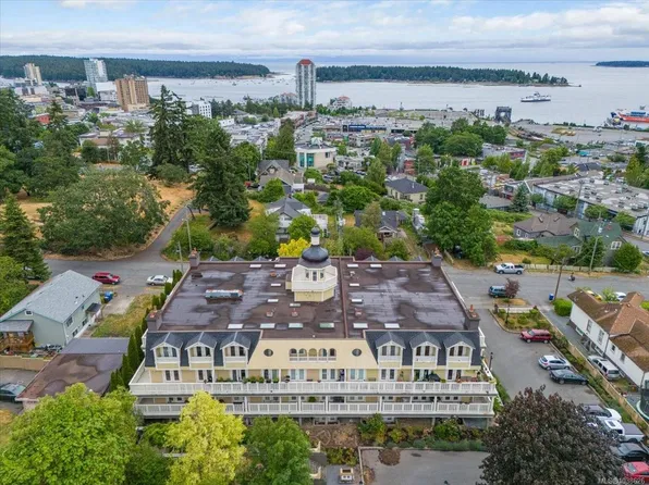 645 Selby St #103, Nanaimo, BC V9R 2S2
