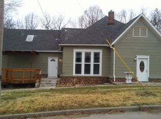 416 S Wood St, Neosho, MO 64850