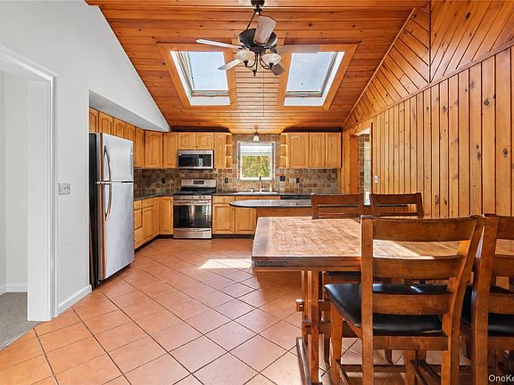 5th image of 18 Mackey Road