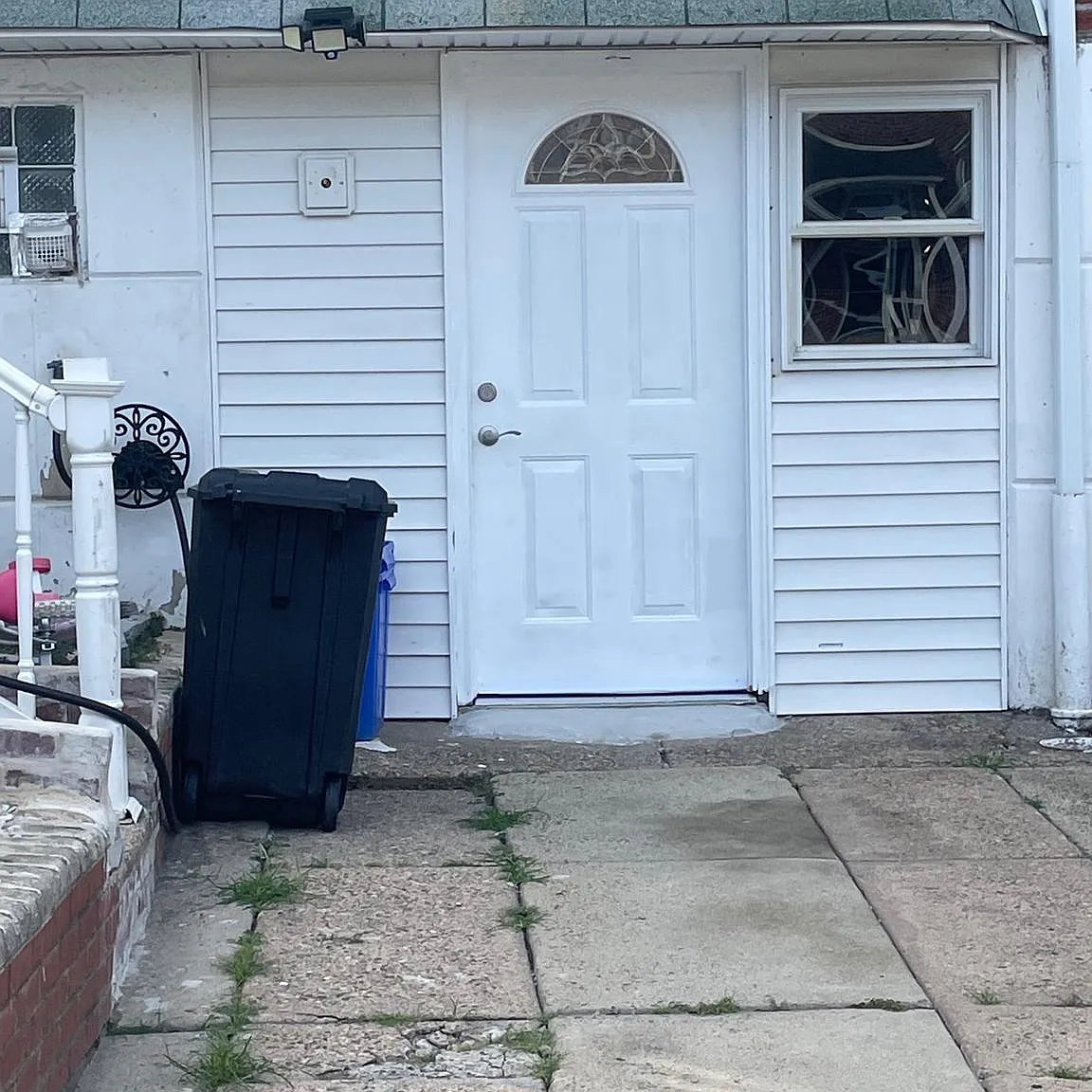 1 bed, 2260 sqft, $1,400 — Photo 2