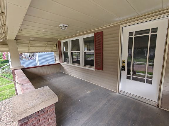 5th image of 143 Brighton Dr