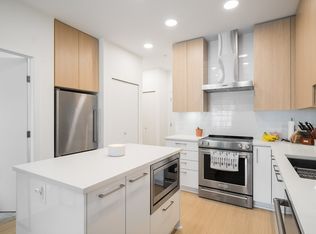 5460 Broadway Ave, Burnaby, BC V5B0B4