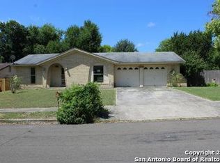 6446 Stable Dr, San Antonio, TX 78240
