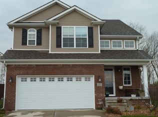 135 Stephen Dr, Georgetown, KY 40324