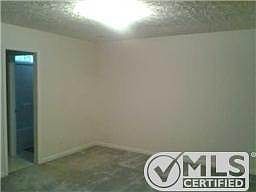 5th image of 6008 Bridgewater Dr