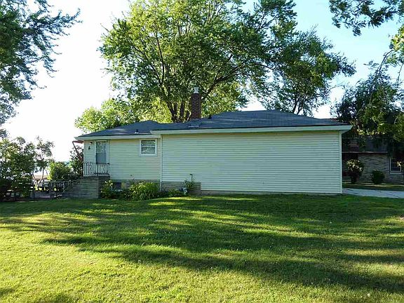 5th image of 644 Lakecrest Dr
