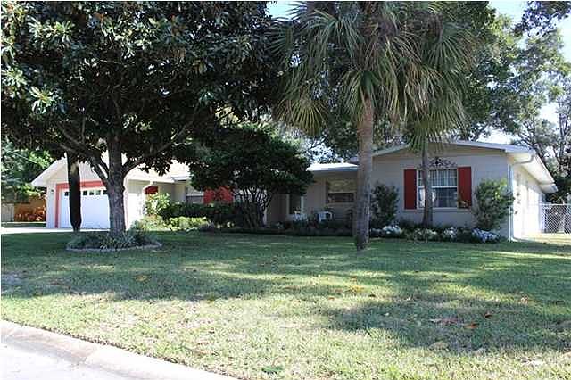 1st image of 88 Laurie Dr