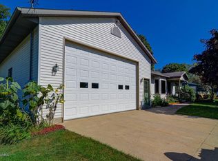3909 Seven Mile Rd NE, Belmont, MI 49306
