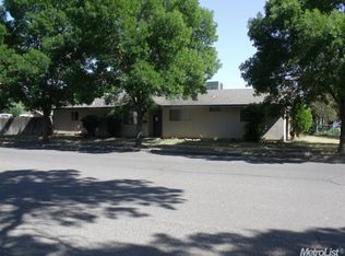 1140 Mariposa St, Newman, CA 95360