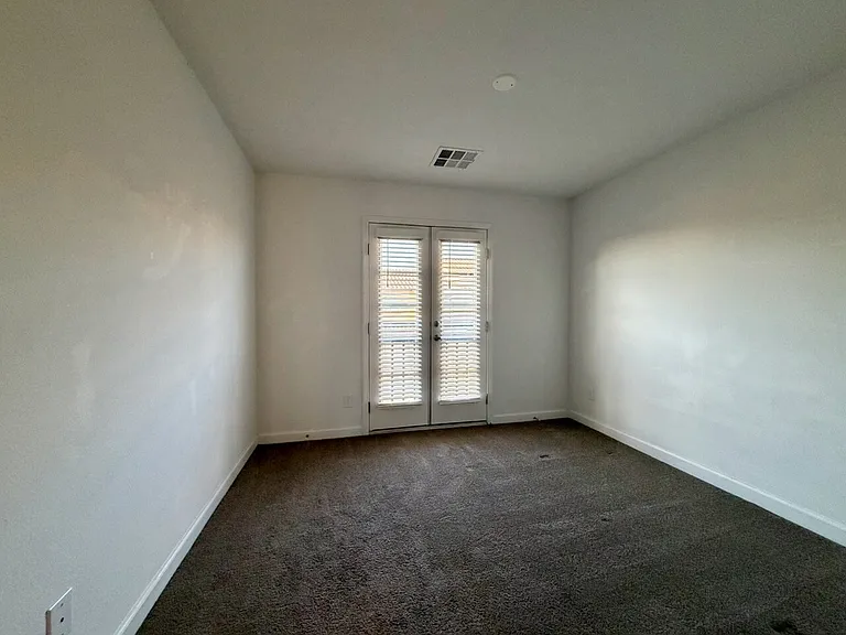 687 Pickled Pepper Pl — Photo 33