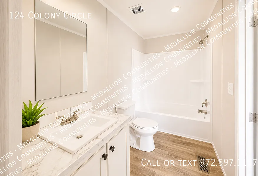 3 bed, 902 sqft, $1,750 — Photo 1
