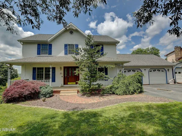 20 Hillcrest Dr, Cogan Station, PA 17728