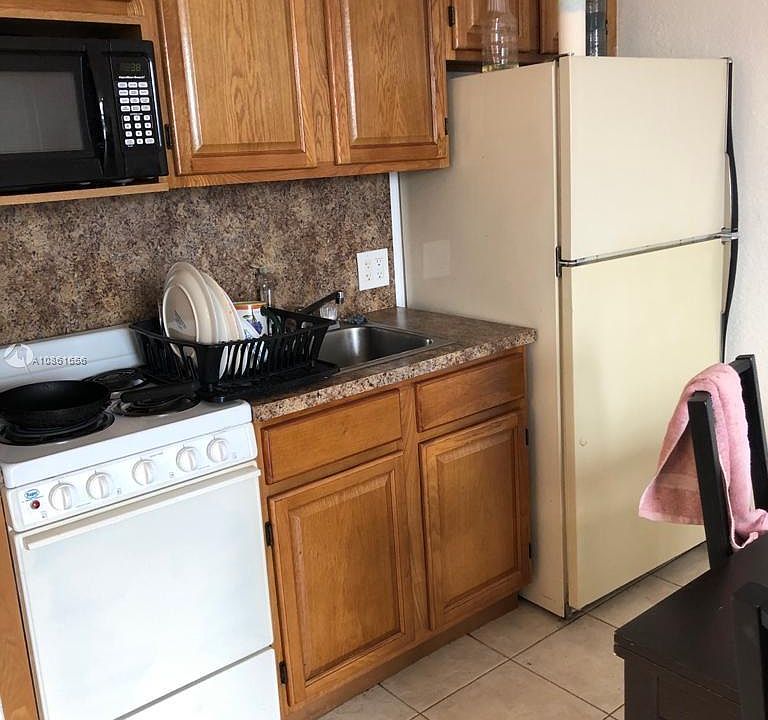 1st image of 16450 NW 2nd Ave APT 301