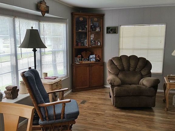 5th image of 1510 Ariana St Lot 451
