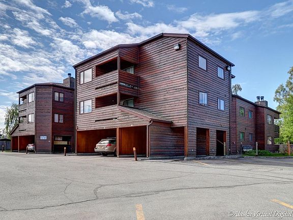 5th image of 9750 Vanguard Dr APT 47