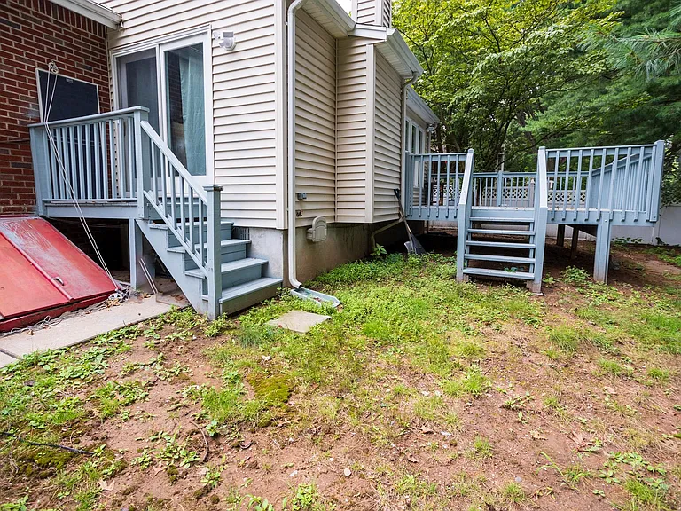 16 Broad Ave — Photo 17