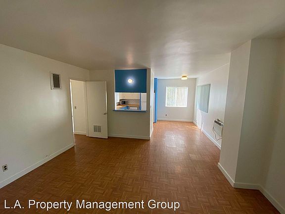 3rd image of 4909 Sycamore Ter APT 16