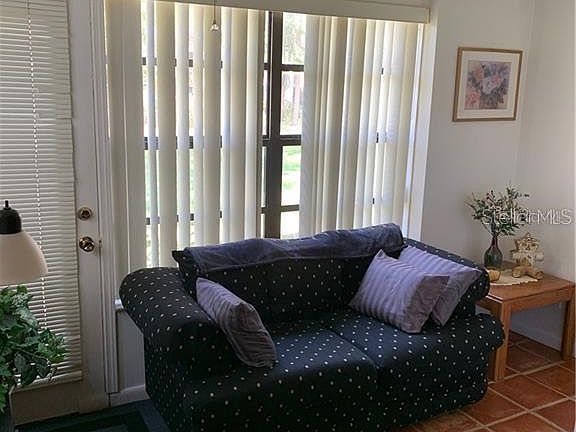 4th image of 118 Springwood A Cir