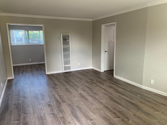 3rd image of 912 El Camino Real #7