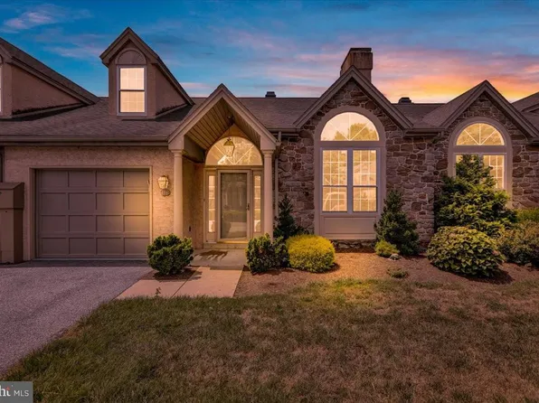144 Greenview Dr, Lancaster, PA 17601