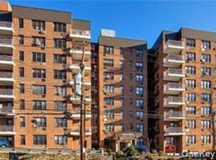 678 Warburton #3B, Yonkers, NY 10701