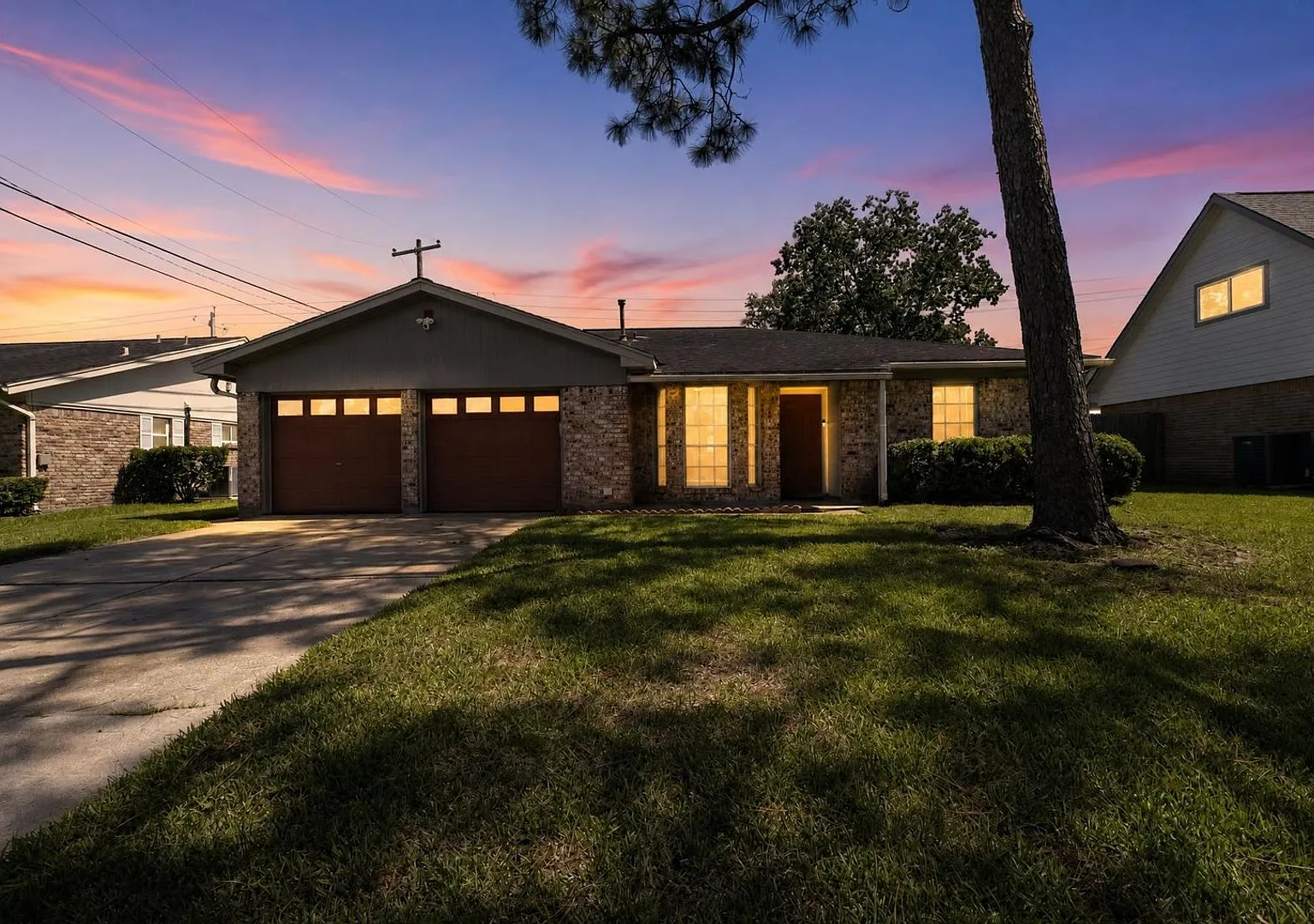 Charming 3BR House in League City — Photo 1