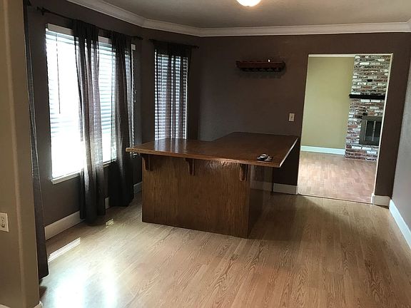 3rd image of 8660 Blue Jay Way