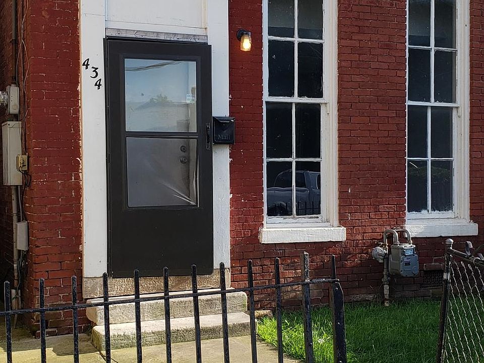 1st image of 434 E Caldwell St
