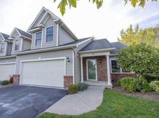 29 Cloister Ln, Webster, NY 14580