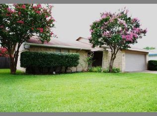 722 Trend Dr, Garland, TX 75043