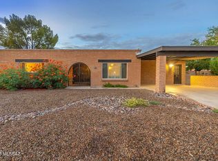 9011 E Sierra St, Tucson, AZ 85710