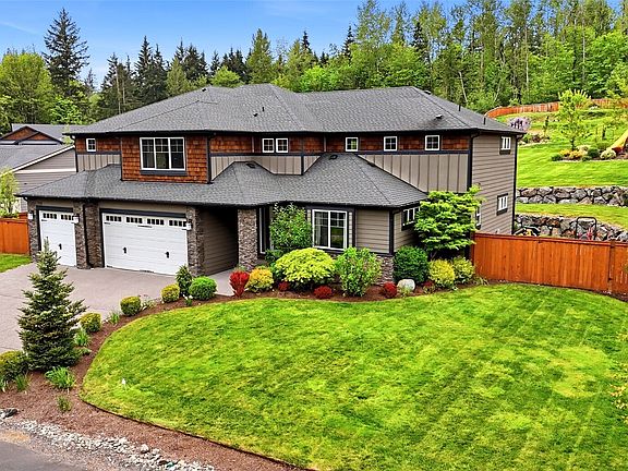2nd image of 7910 157th Avenue SE