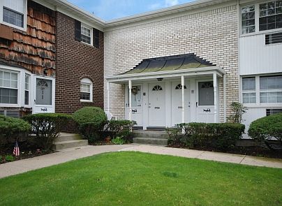 1st image of 4816 Wilshire Ln