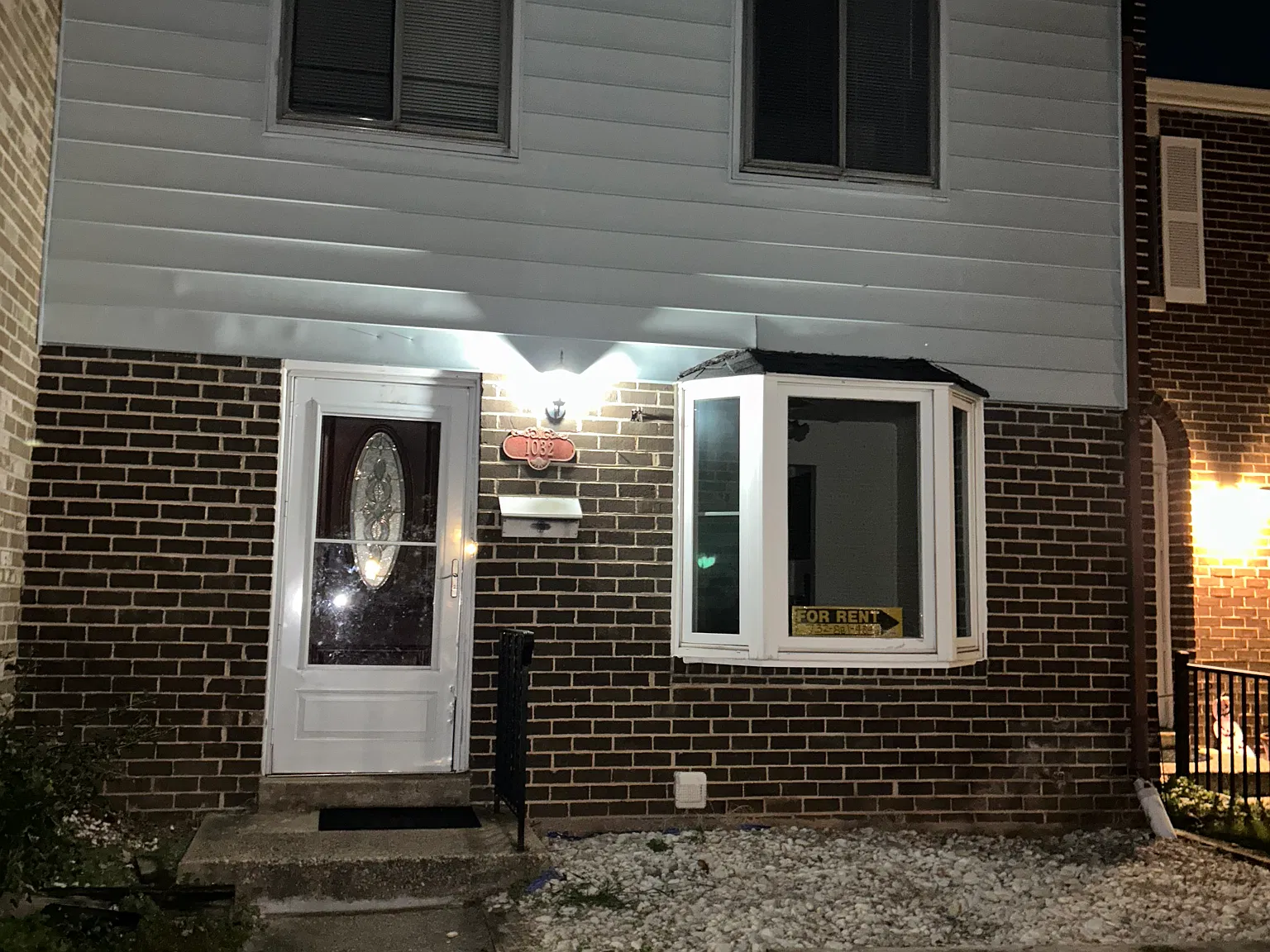 3 bed, 3.5 bath, 1800 sqft, $2,800 — Photo 2